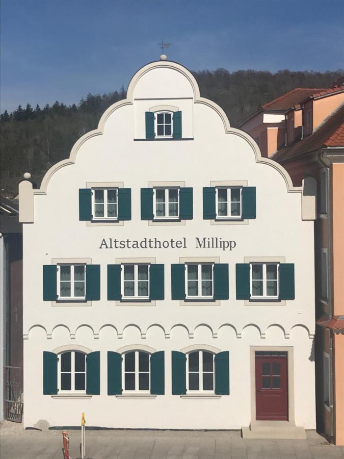 Altstadthotel Millipp Бейлнгрис Екстериор снимка